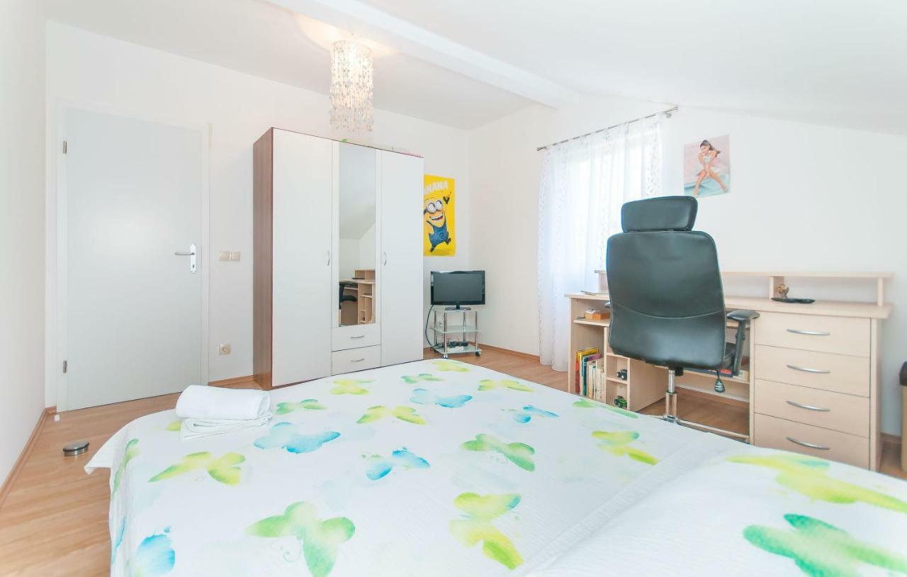 Modern Apartman Duće Kültér fotó