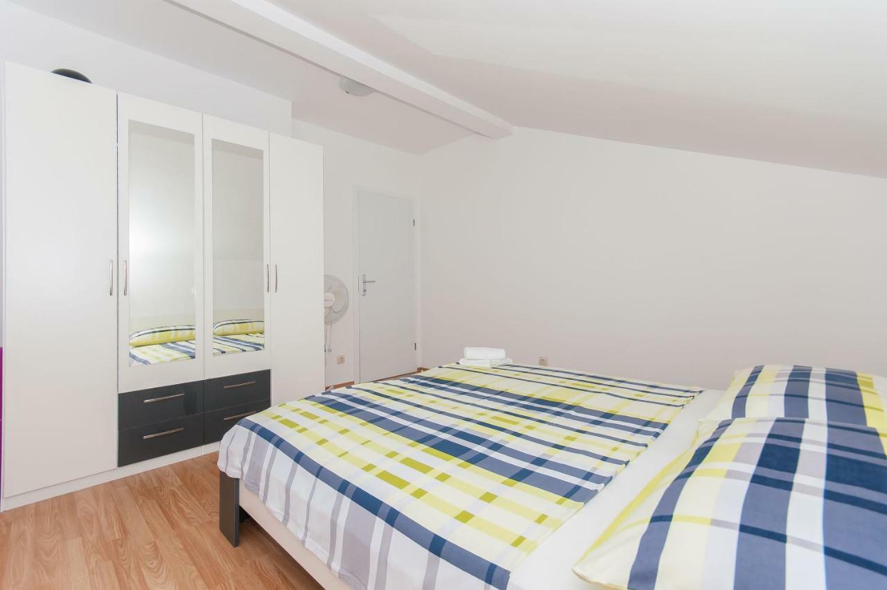 Modern Apartman Duće Kültér fotó