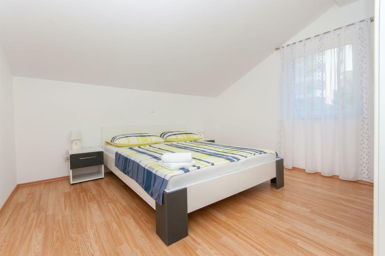 Modern Apartman Duće Kültér fotó