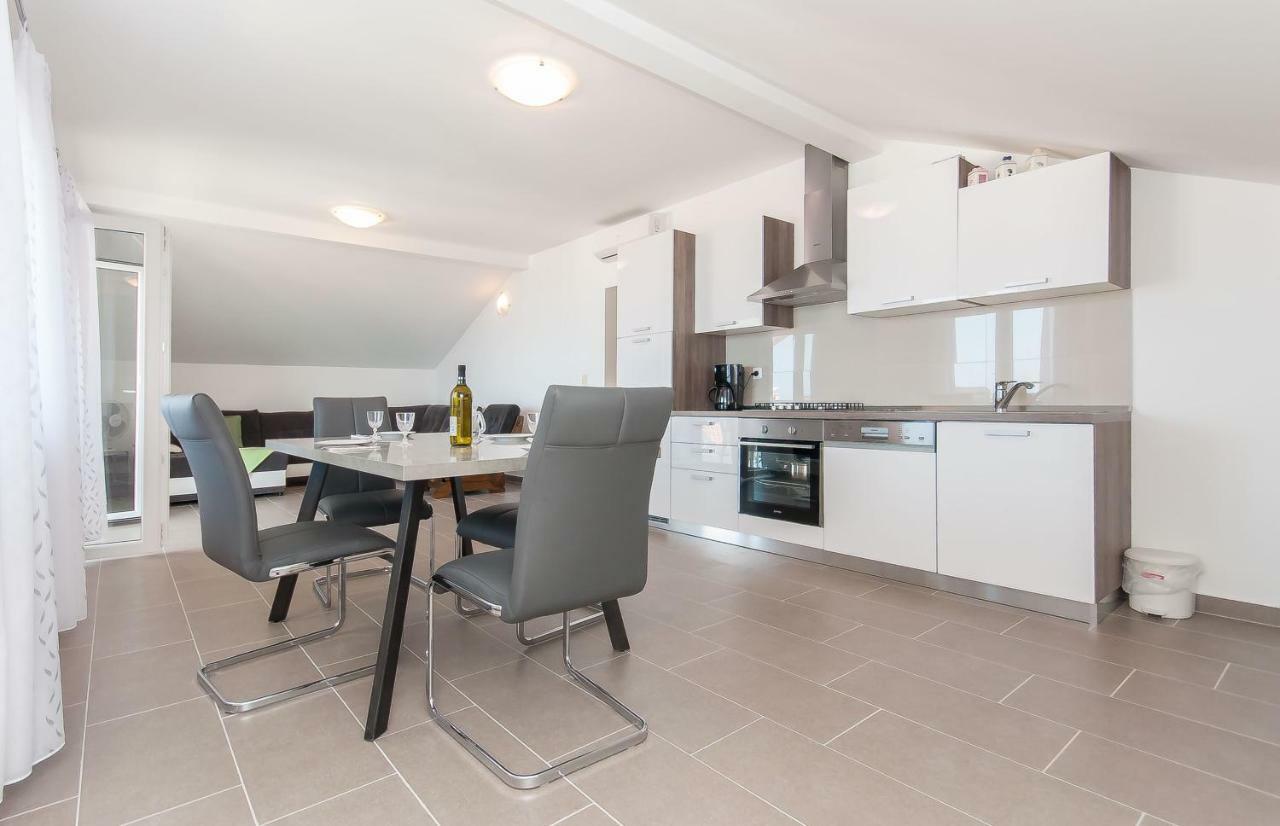 Modern Apartman Duće Kültér fotó